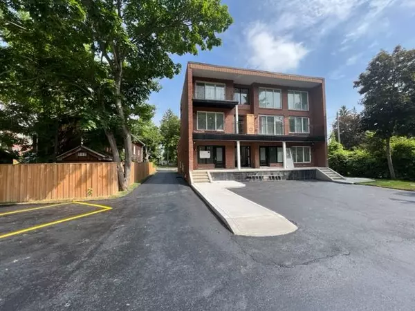 Halton Hills, ON L0P 1K0,504 Guelph ST