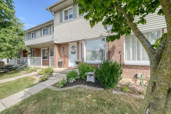 Norwich, ON N0J 1P0,10 Dufferin ST #14