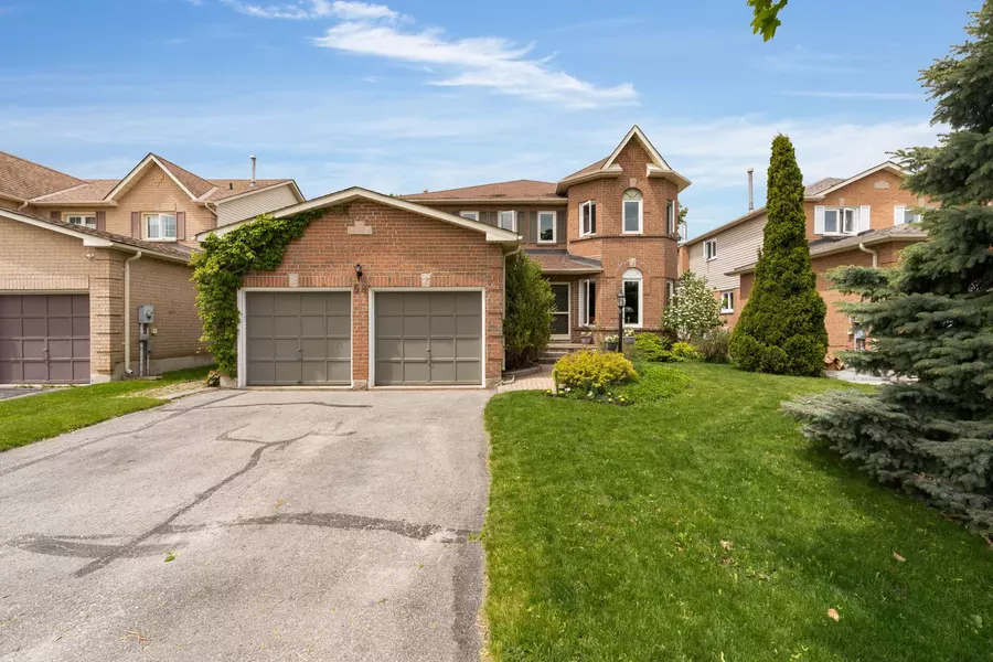 58 Mcdougall DR, Barrie, ON L4N 7H6
