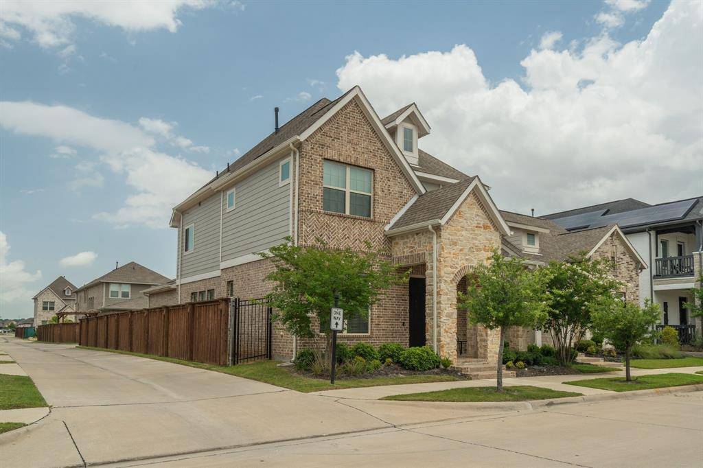 Arlington, TX 76005,4402 Cypress Thorn Drive
