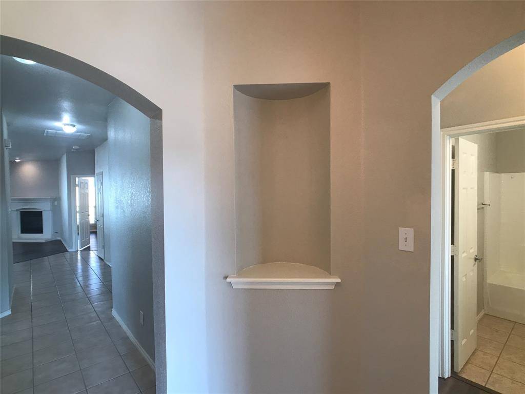 Fort Worth, TX 76179,6352 Eagles Rest Drive