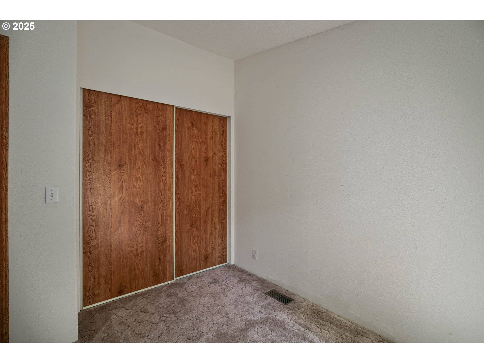 Canby, OR 97013,1655 S ELM ST #3