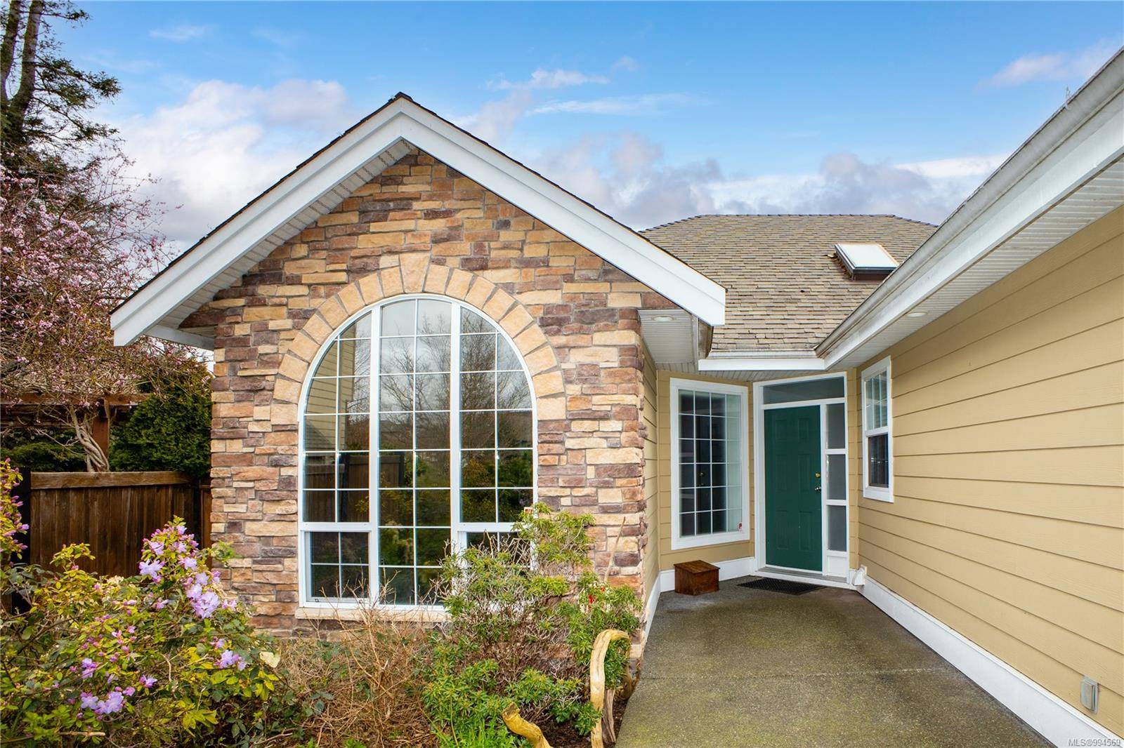 Campbell River, BC V9W 8G8,3547 Montana Dr