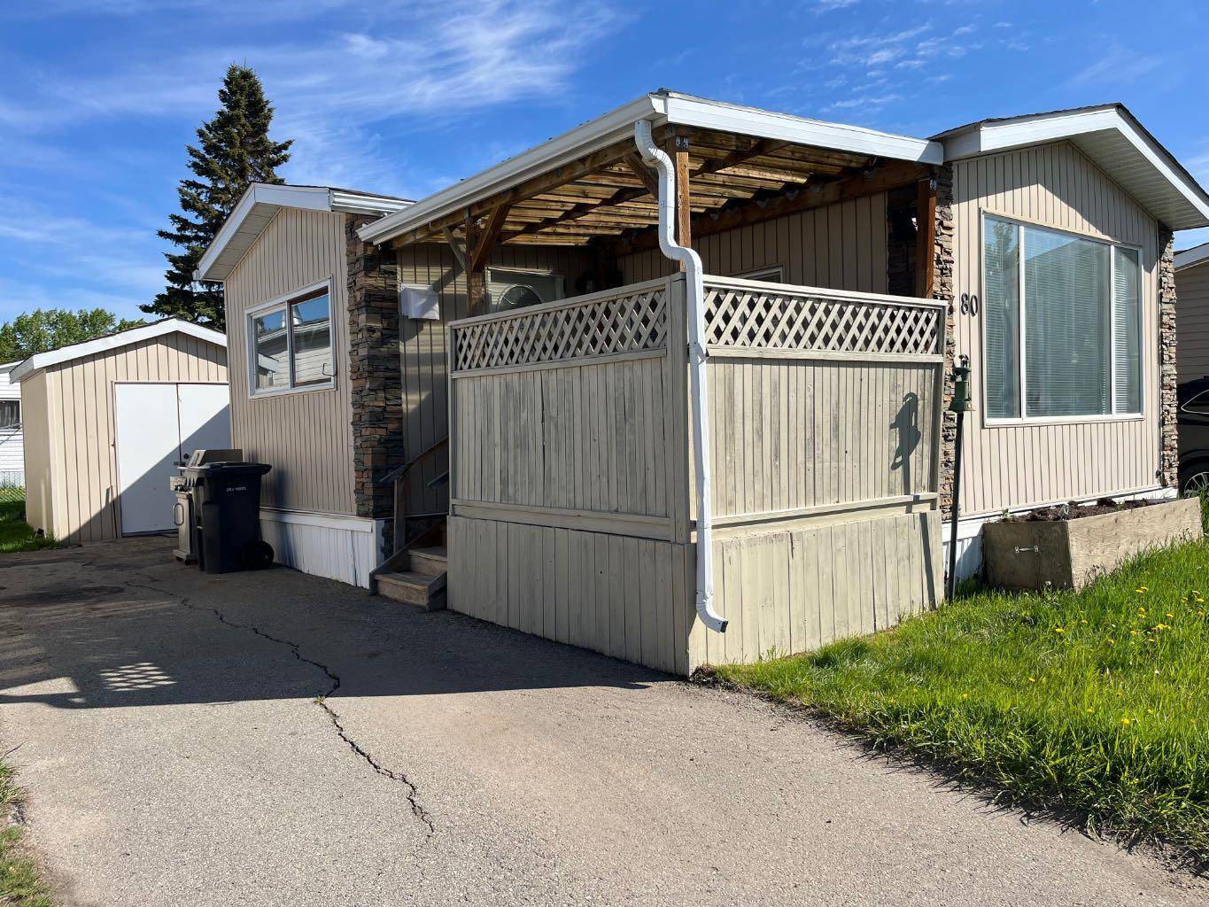 Grande Prairie, AB T8V 2N9,8060 100 ST #80