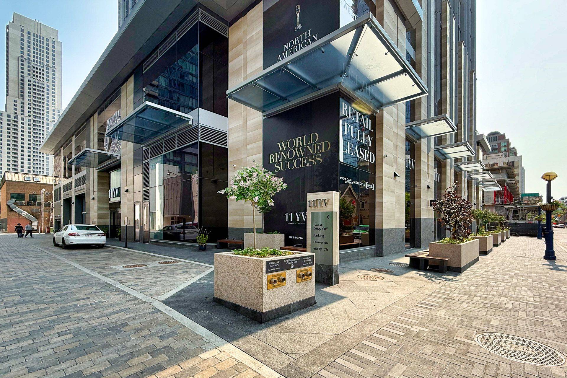 11 Yorkville AVE #3703, Toronto C02, ON M4W 1L2