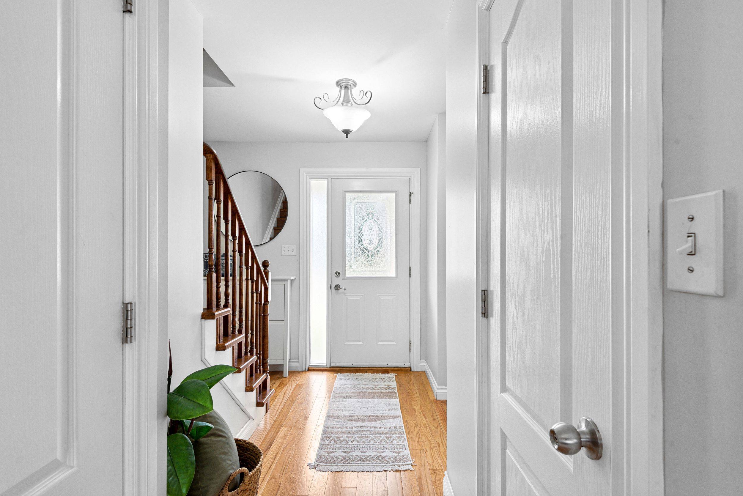Oshawa, ON L1J 6C6,307 Killarney CT