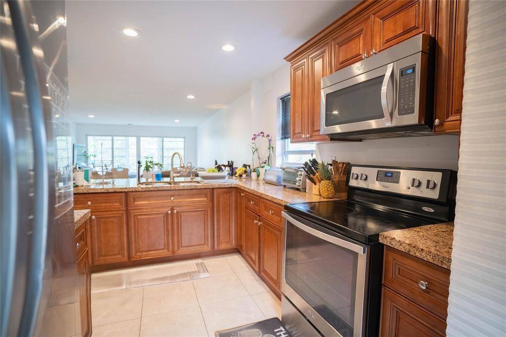 Fort Lauderdale, FL 33321,8421 Lagos De Campo Blvd #310T