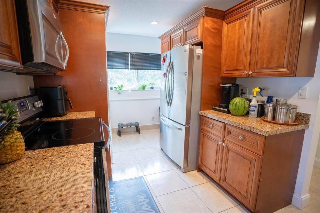 Fort Lauderdale, FL 33321,8421 Lagos De Campo Blvd #310T