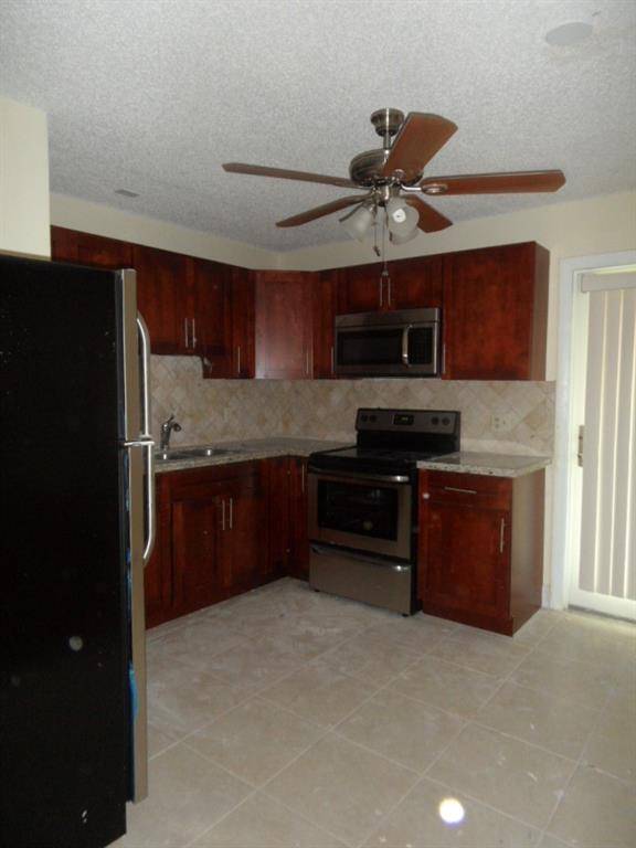 Fort Lauderdale, FL 33312,2724 SW 46th St #2