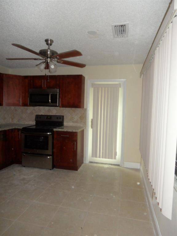 Fort Lauderdale, FL 33312,2724 SW 46th St #2