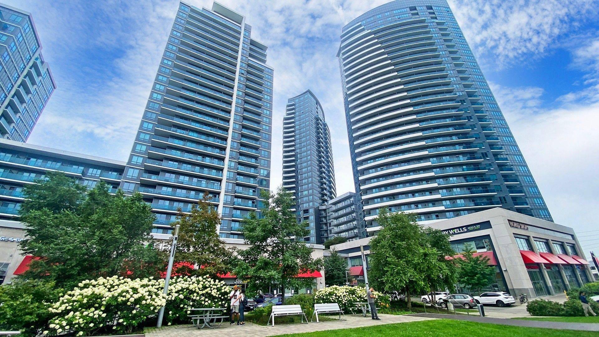 Markham, ON L3T 0C8,7171 Yonge ST #2205