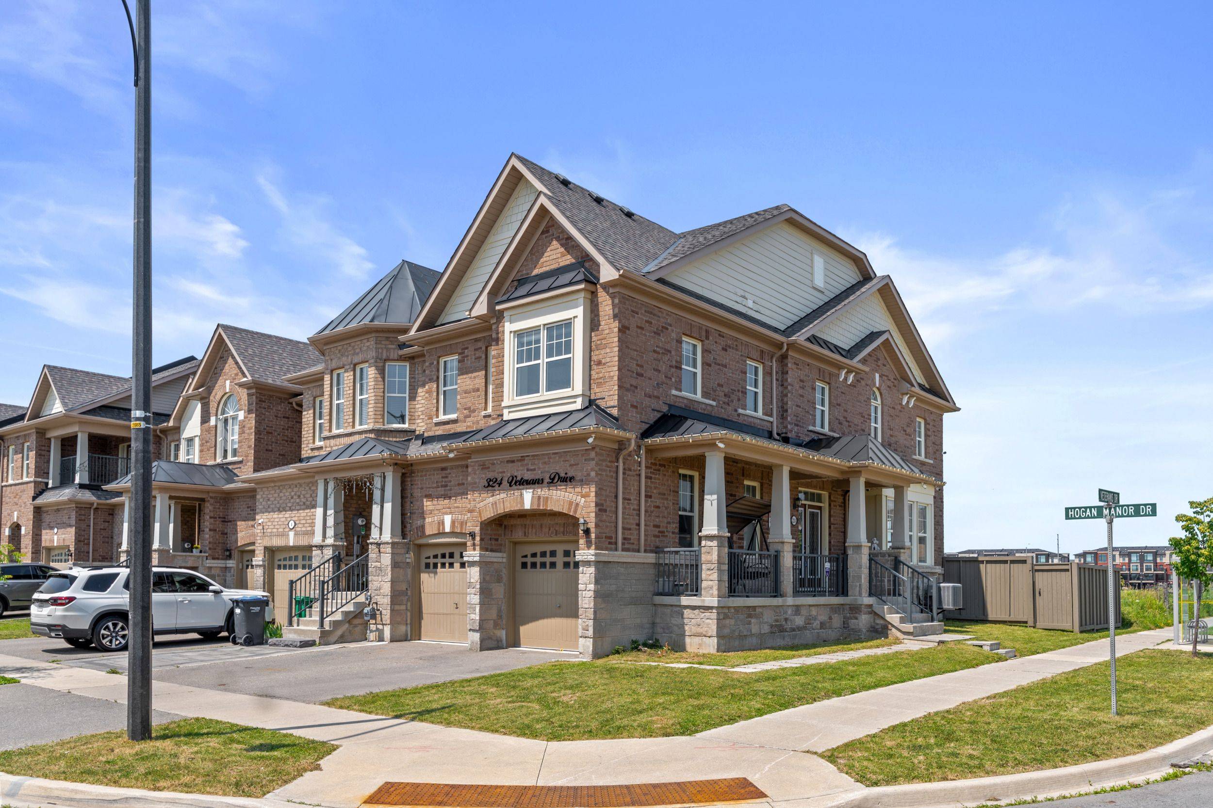 324 Veterans DR, Brampton, ON L7A 0B2