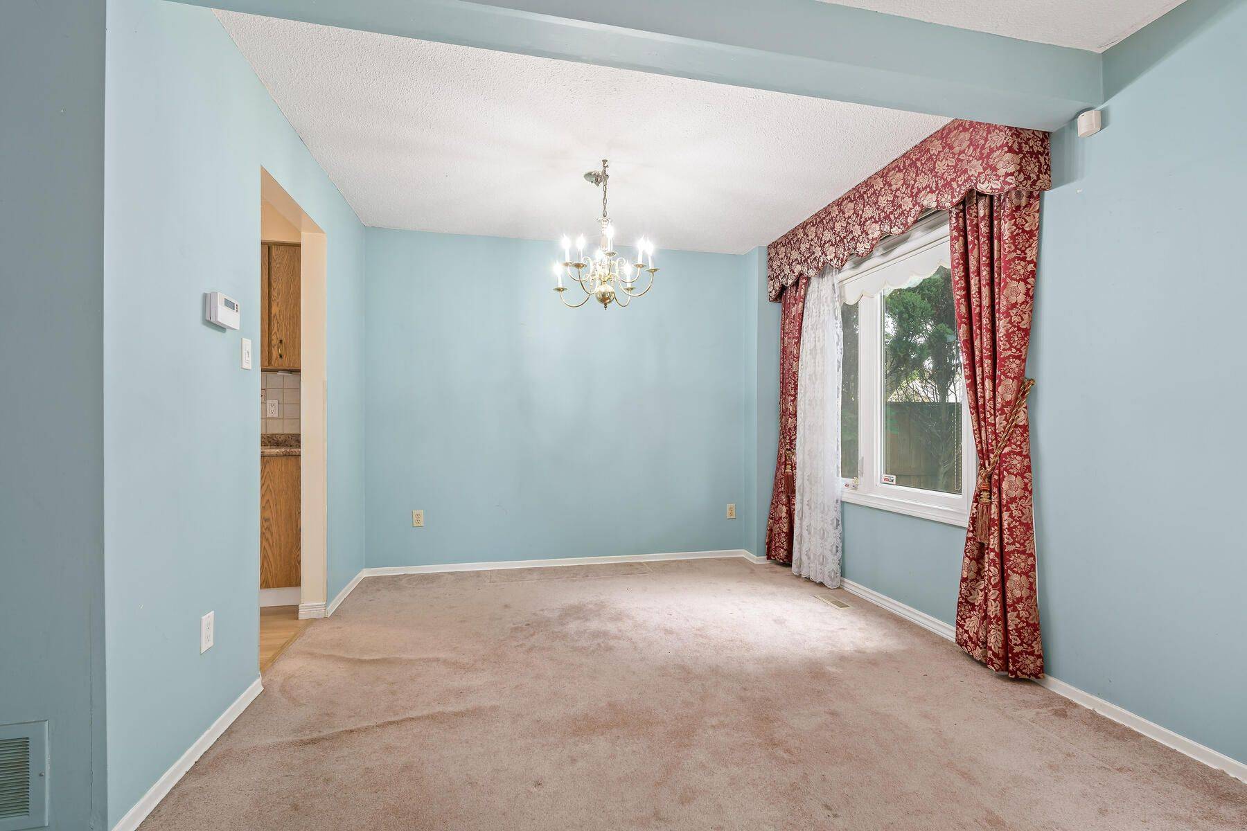 Brampton, ON L6X 2V5,5 Greenleaf CRES