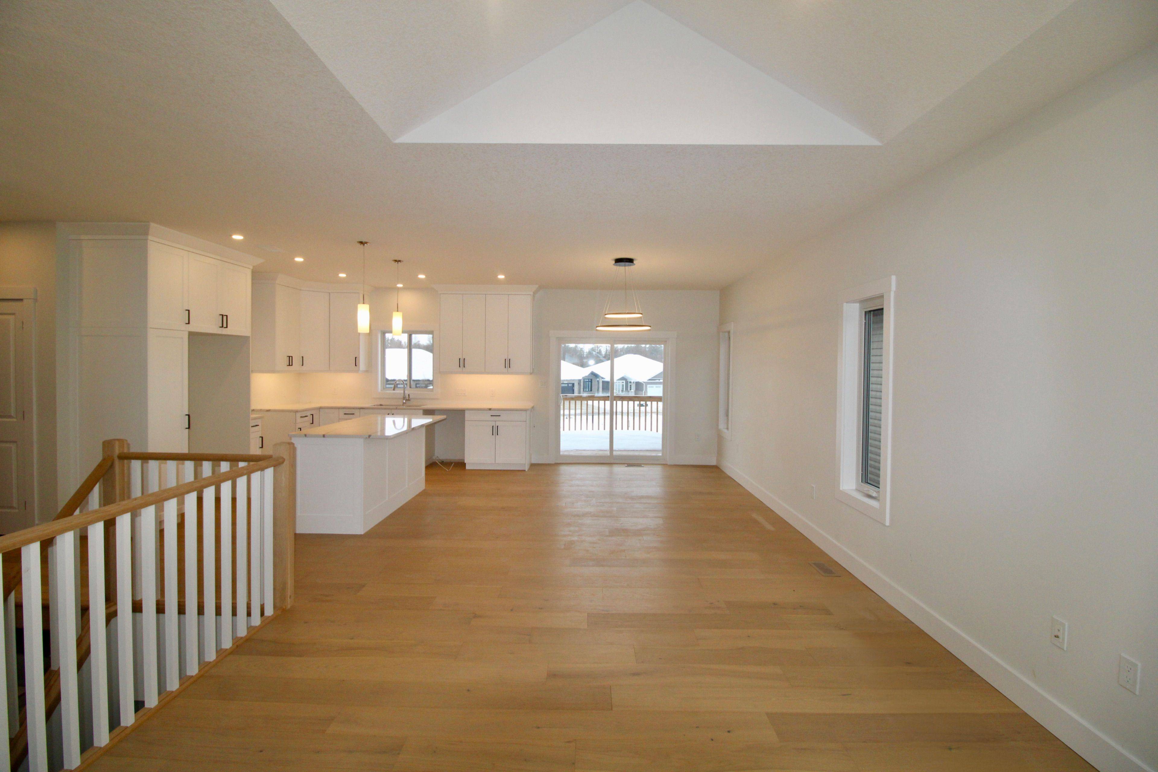 Hanover, ON N4N 3B8,612 26TH AVE