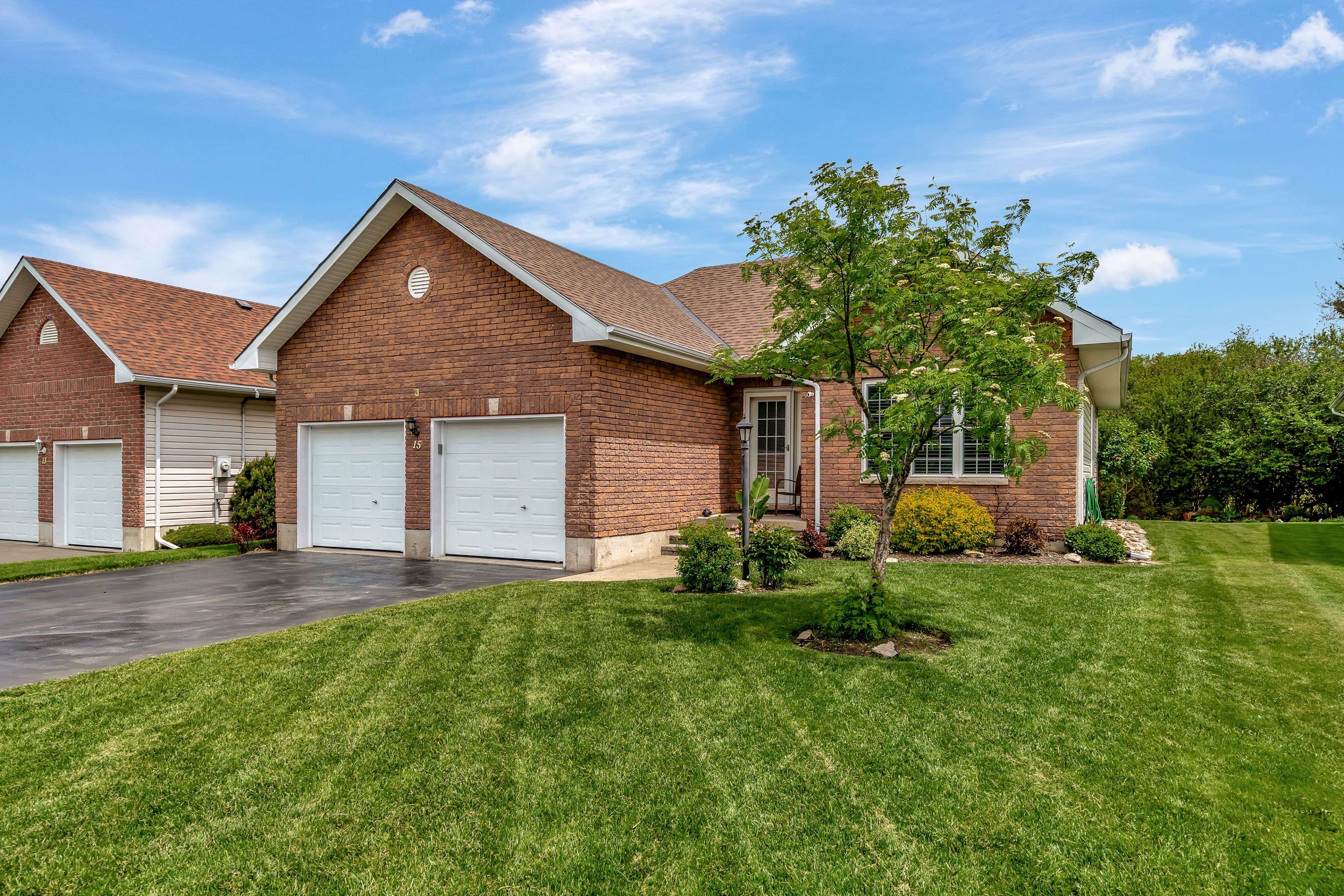 15 Claramount CT, Prince Edward County, ON K0K 3L0