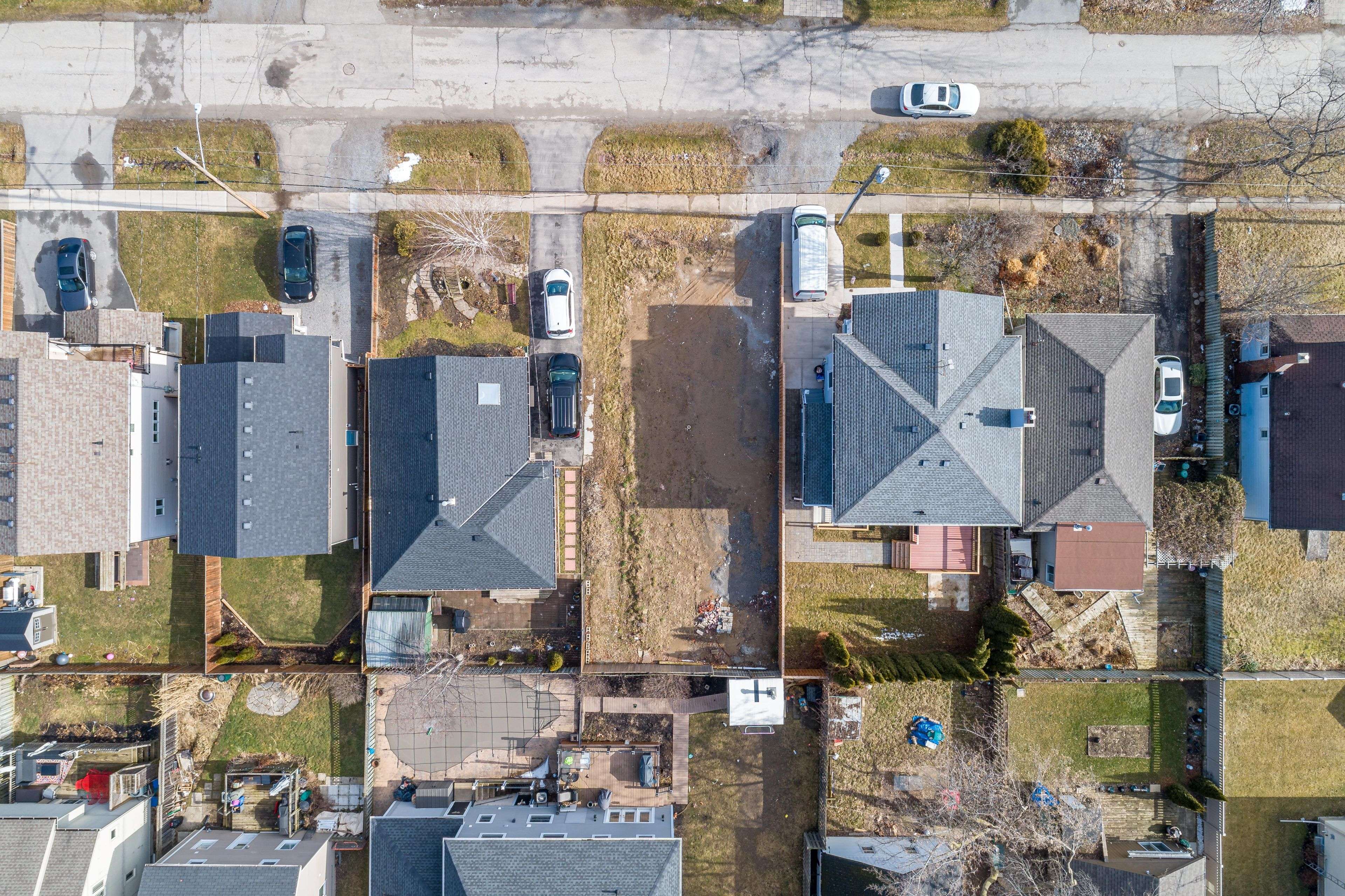 St. Catharines, ON L2N 5L4,13 Shelley AVE