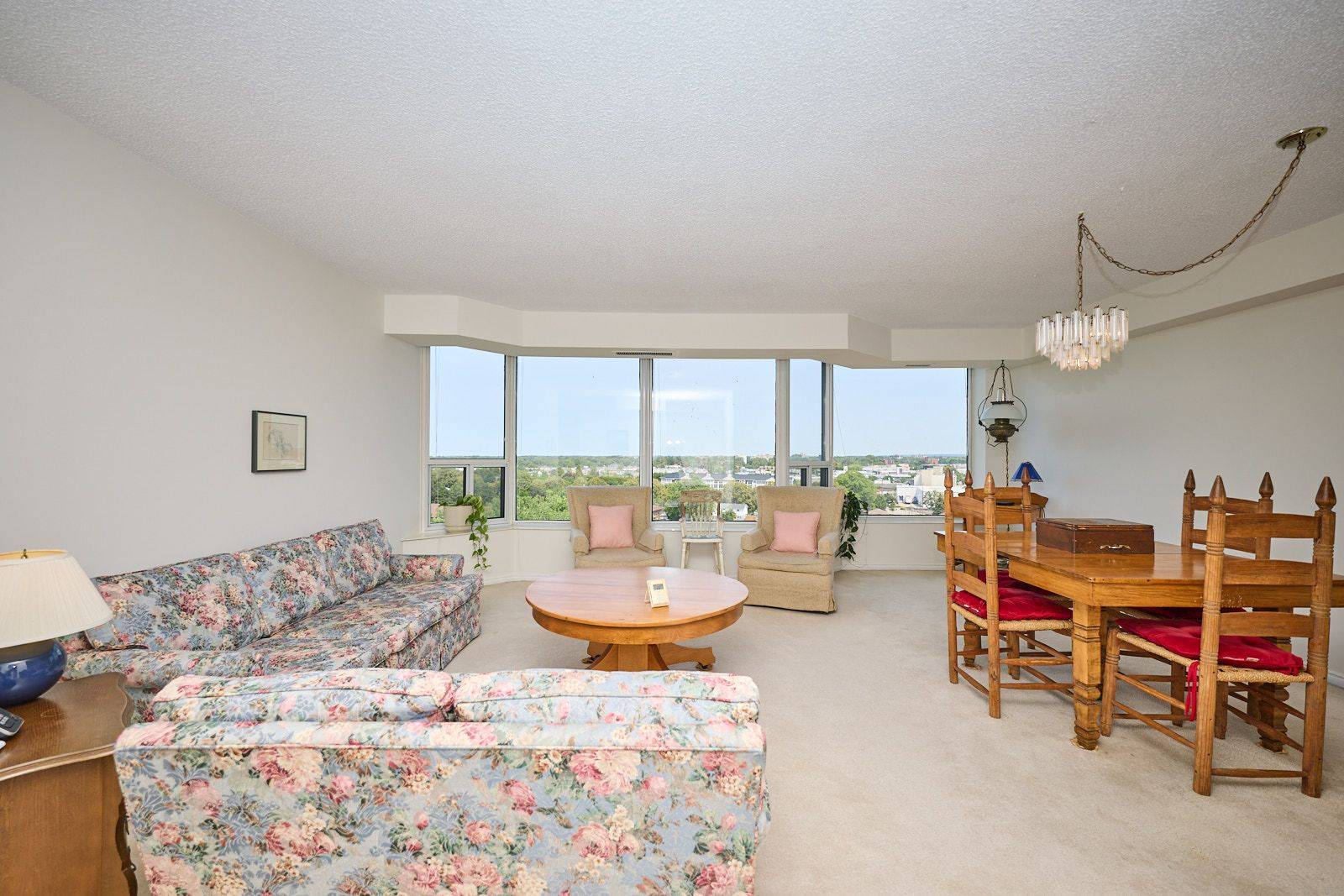 St. Catharines, ON L2N 7L5,81 Scott ST #1011