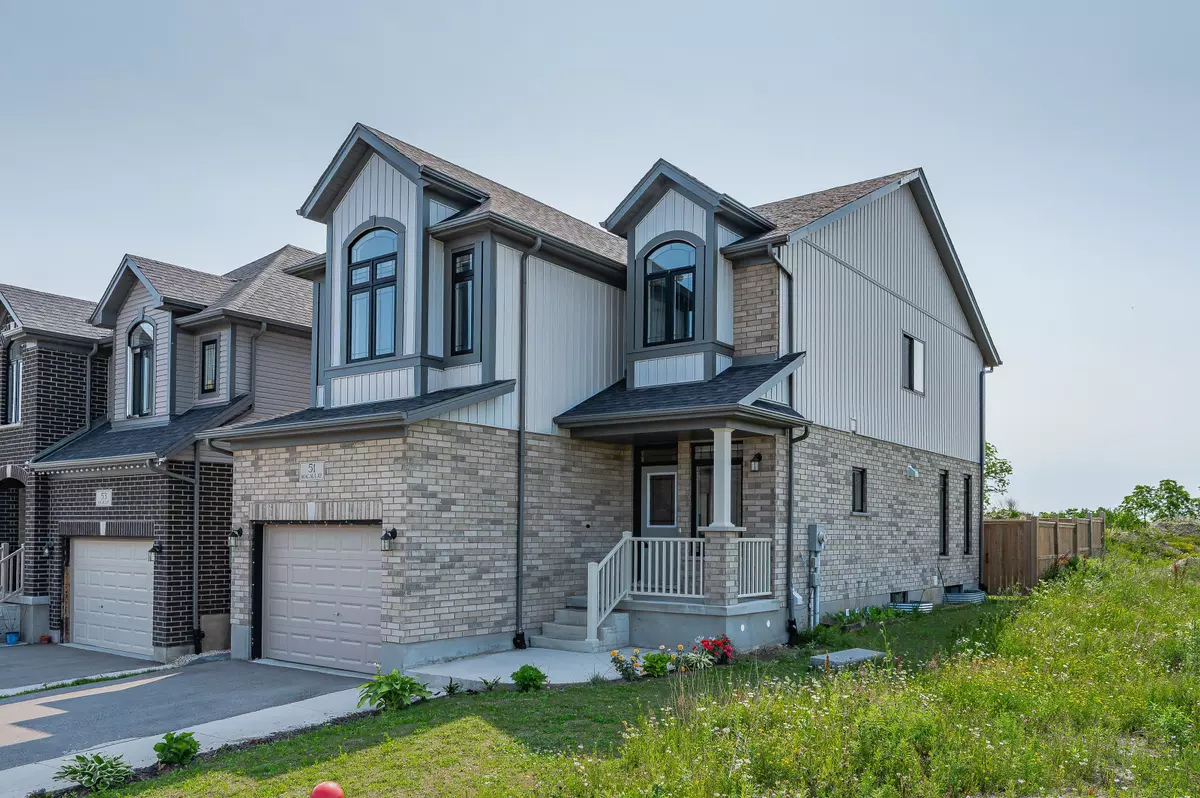 Guelph, ON N1E 0S2,51 Macaulay ST