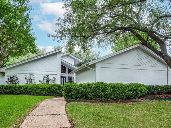 5417 Northcrest Road,  Fort Worth,  TX 76107