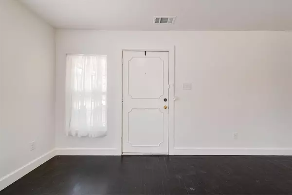 Fort Worth, TX 76109,3936 Winfield Avenue
