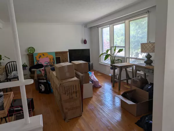 Toronto C14, ON M2M 3C7,998 Willowdale AVE