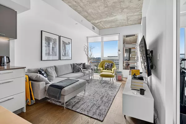 Toronto E01, ON M4M 0E6,15 Baseball PL #806