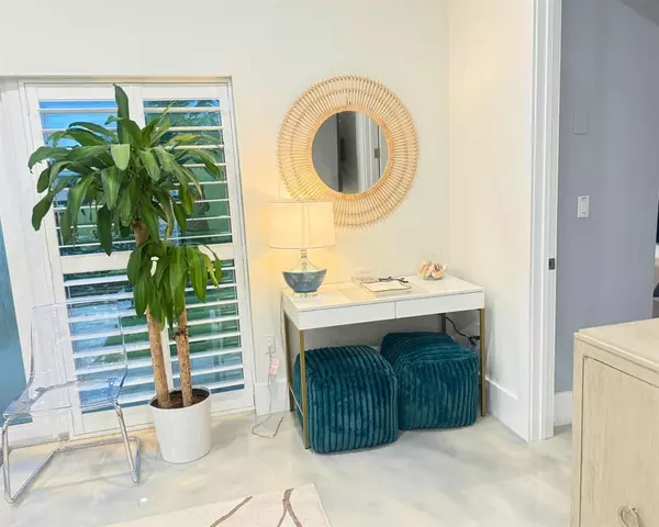 Dania Beach, FL 33004,219 NE 2 Place