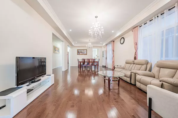 Vaughan, ON L6A 0Z8,68 Randolph DR