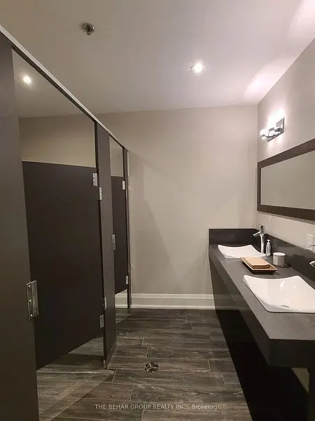 550 Speers RD #1 - 21, Oakville, ON L6K 2G3
