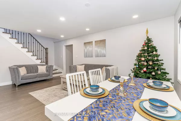 Mississauga, ON L4Z 4B2,5383 Red Brush DR