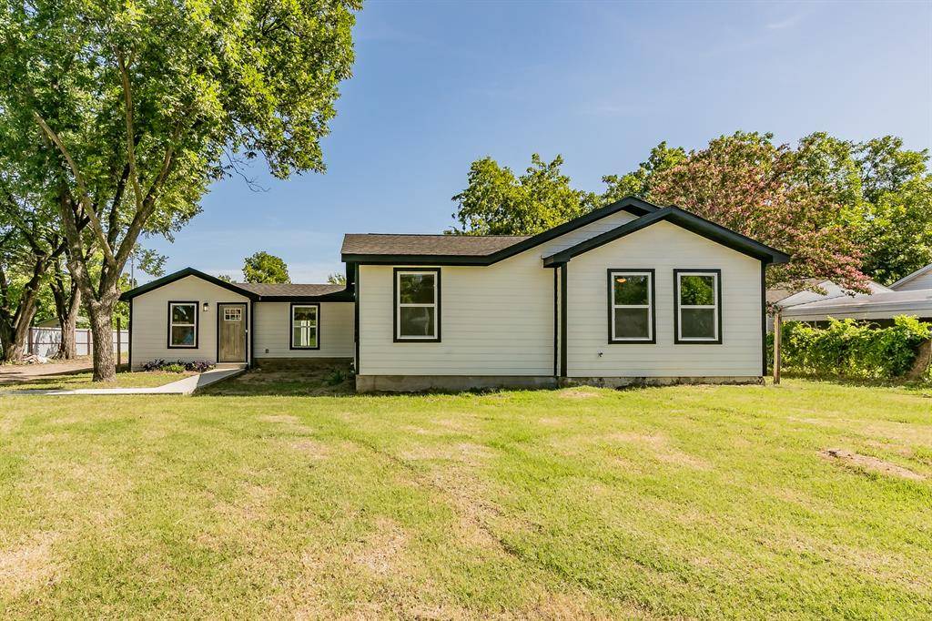3707 Orchard Street, Forest Hill, TX 76119