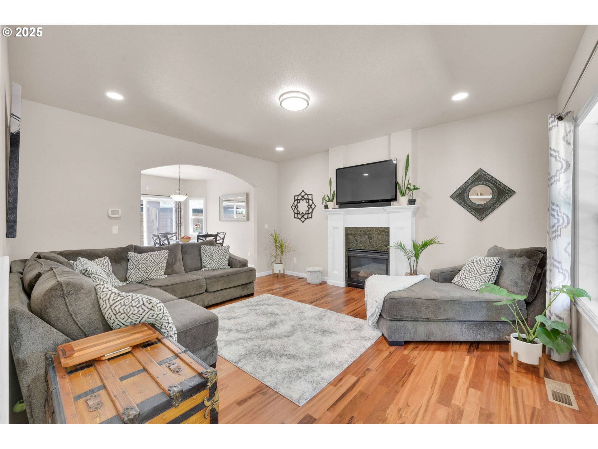 Eugene, OR 97401,1441 NORKENZIE RD