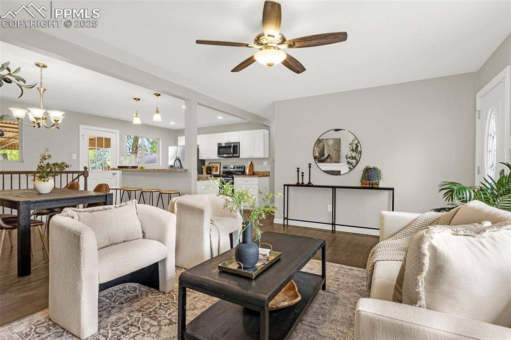 Colorado Springs, CO 80907,3214 Gladiola DR