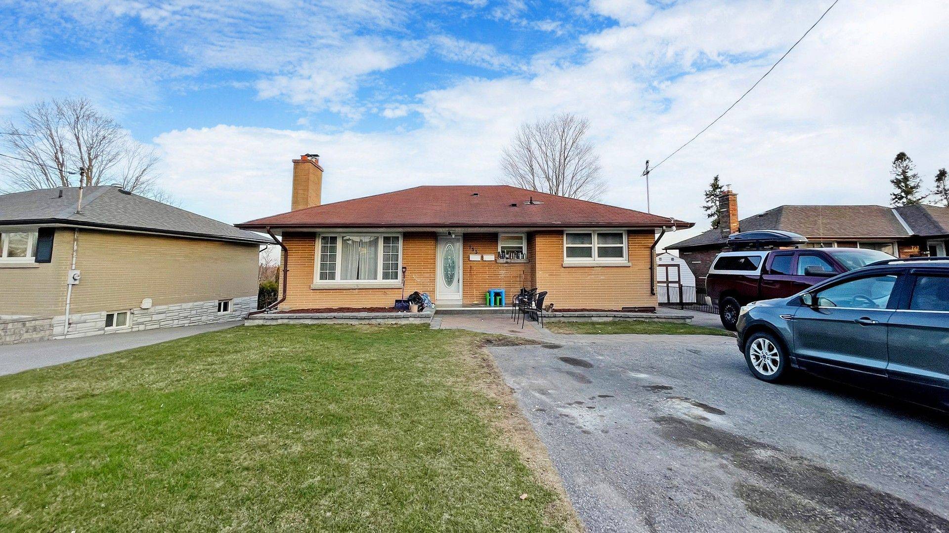 735 Tennyson AVE, Oshawa, ON L1H 3K5