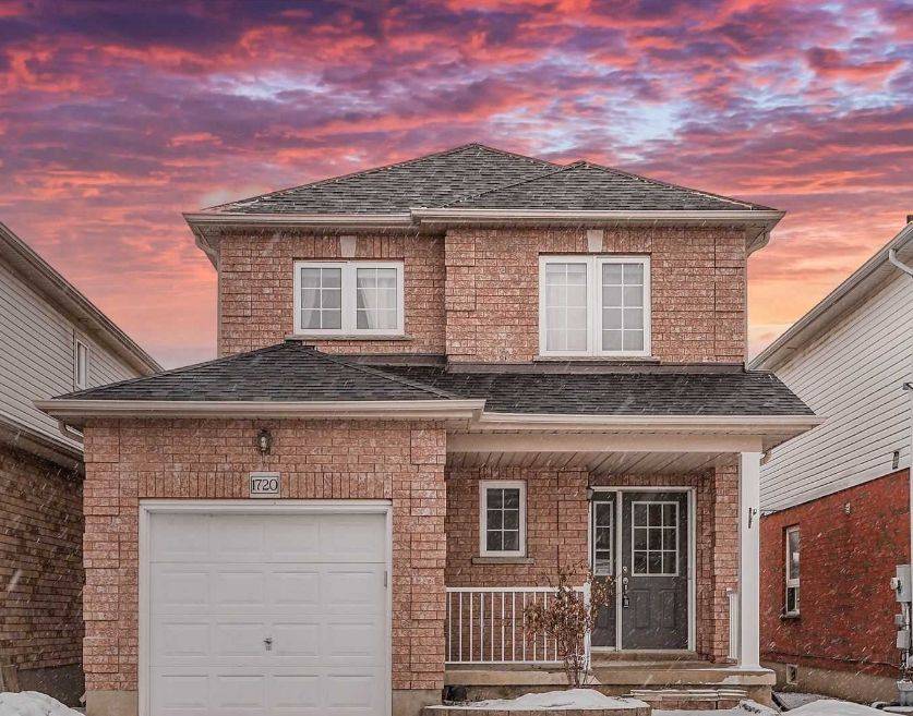 1720 Radcliffe DR, Oshawa, ON L1K 2T1