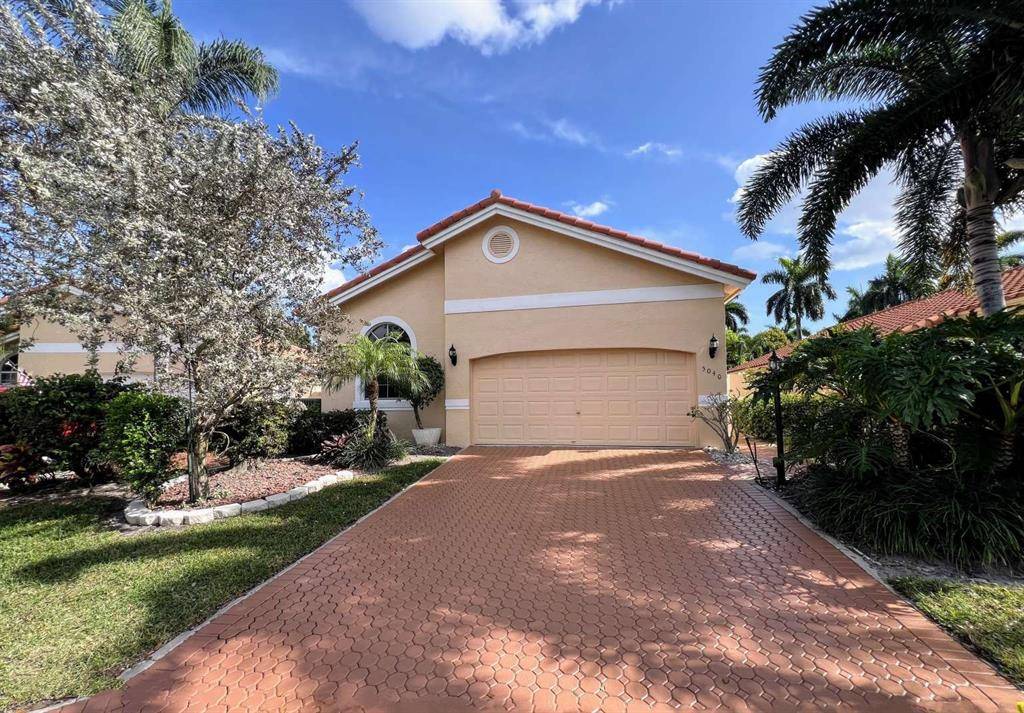 5040 Alencia Ct, Delray Beach, FL 33484
