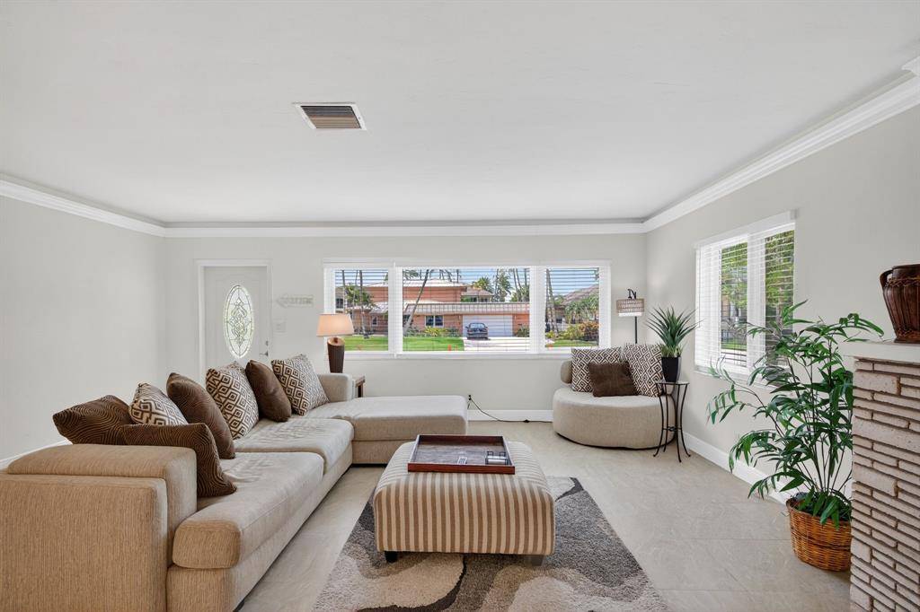 Lauderdale By The Sea, FL 33308,283 Imperial Ln