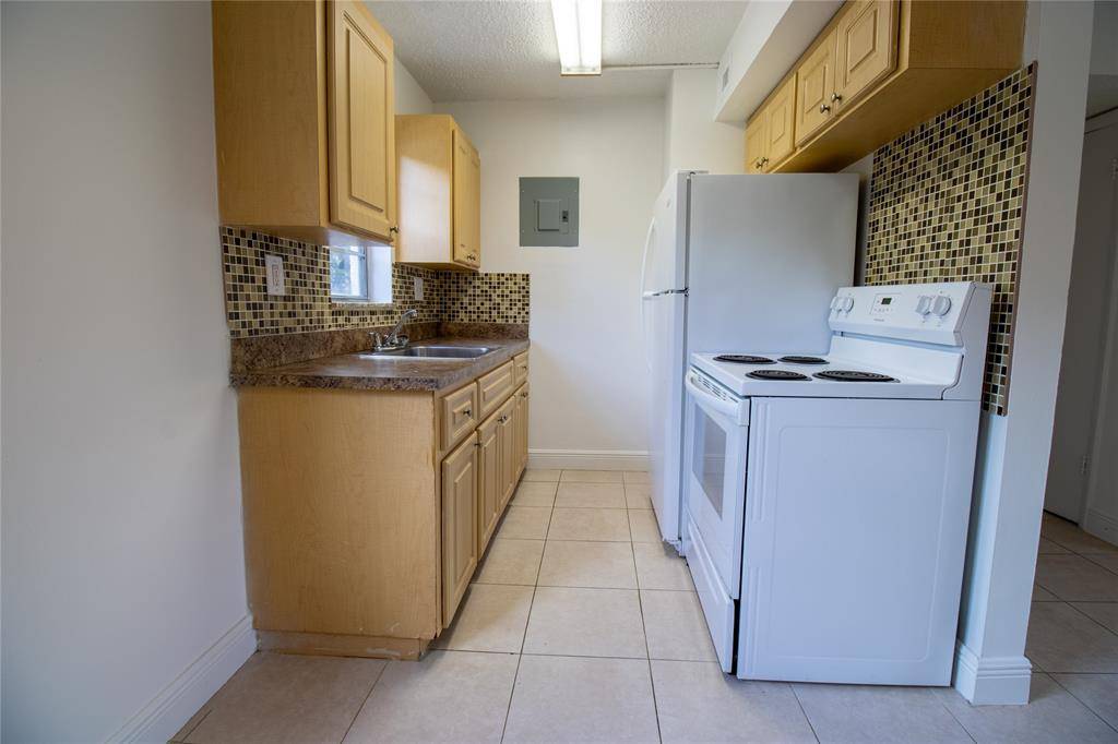 Fort Lauderdale, FL 33312,1505 SW 2nd Street #105