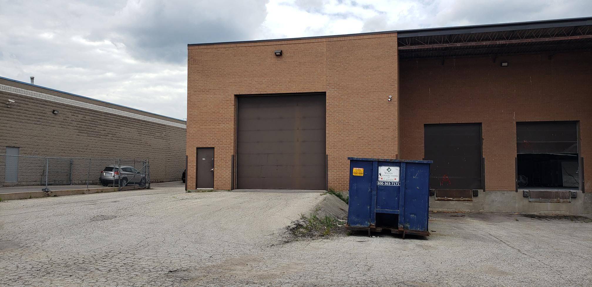 Vaughan, ON L4K 4R2,31 Villarboit CRES #4