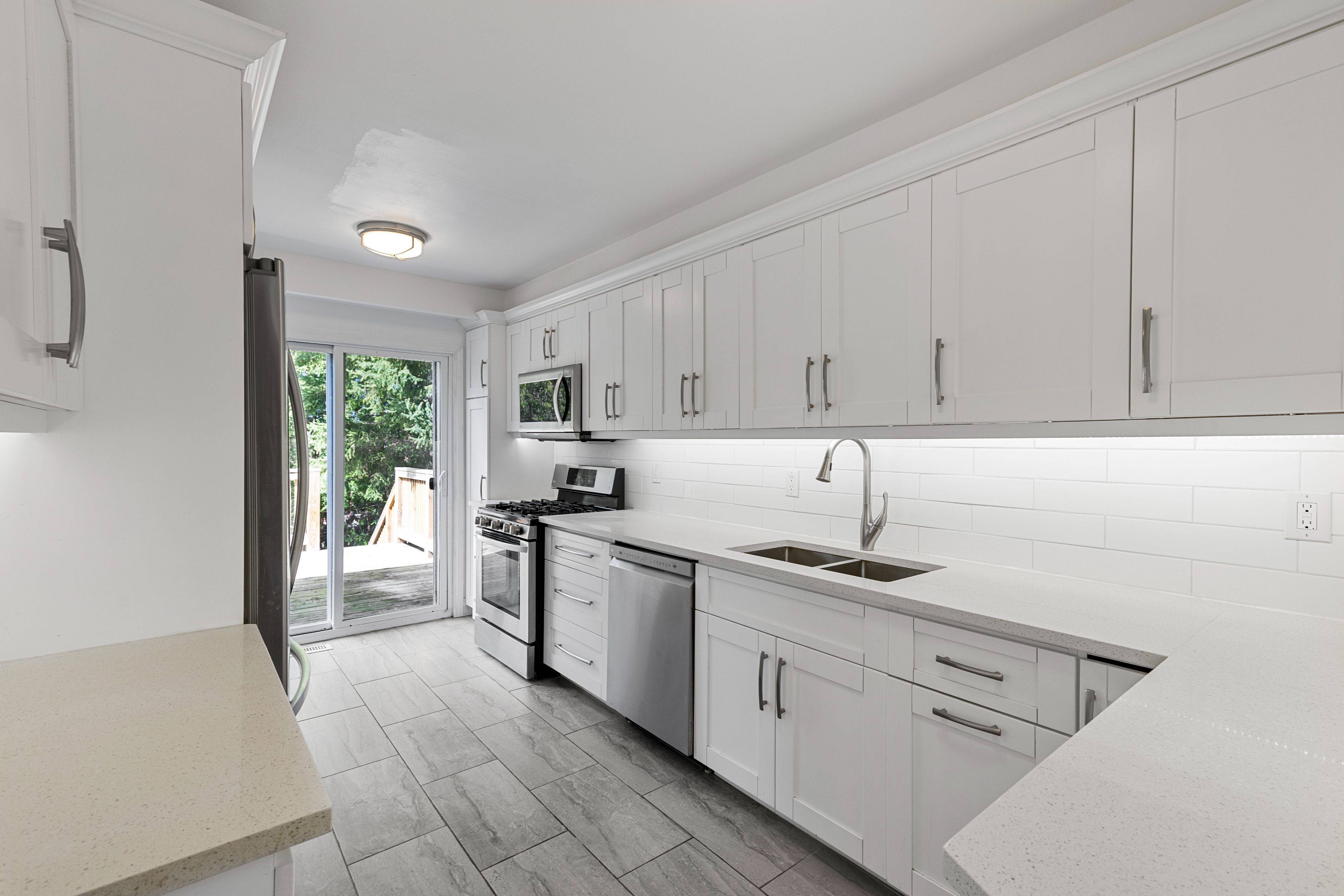 Bradford West Gwillimbury, ON L3Z 1A7,492 Britannia AVE