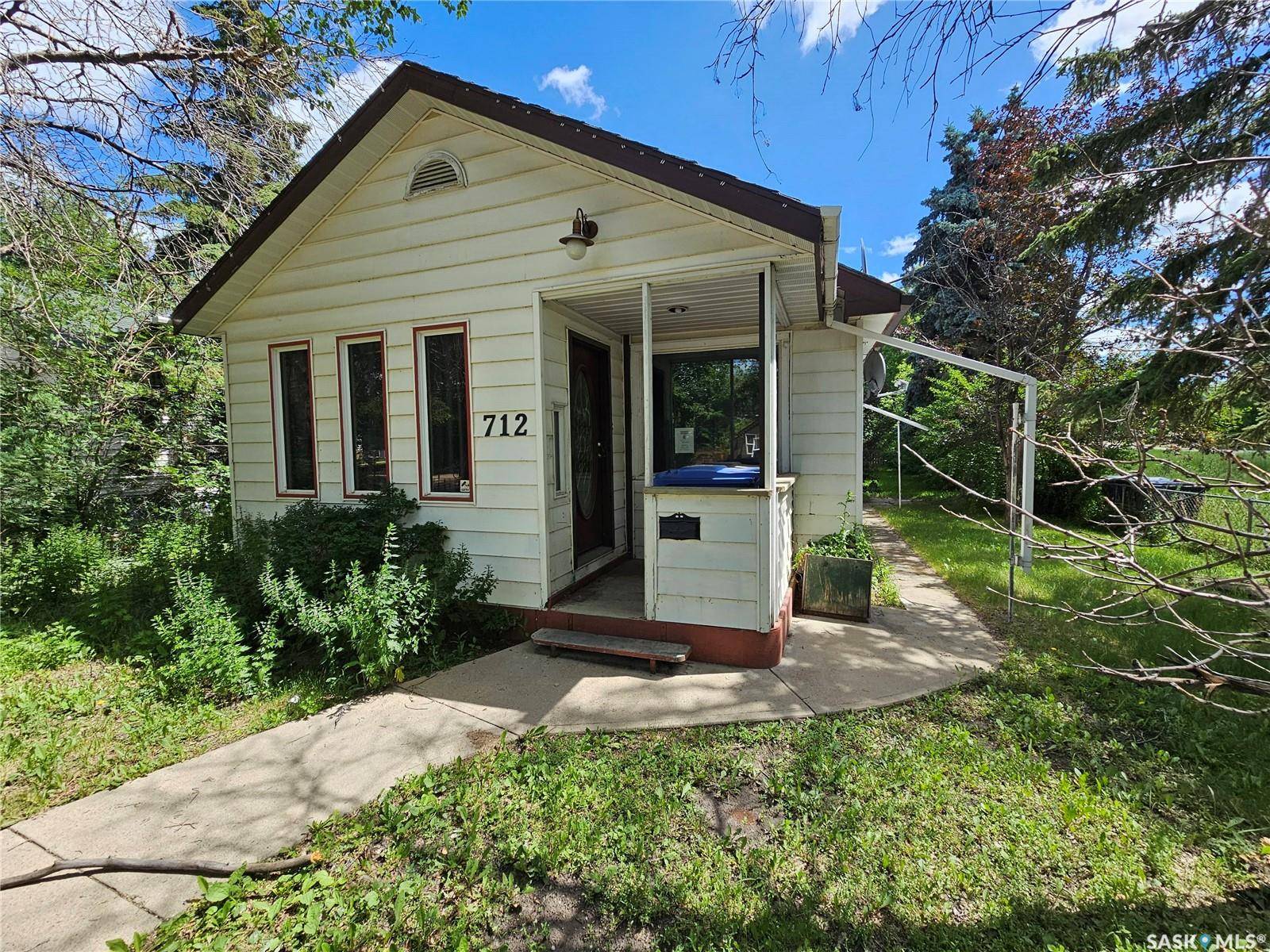 712 101st STREET, North Battleford, SK S9A 0Z1