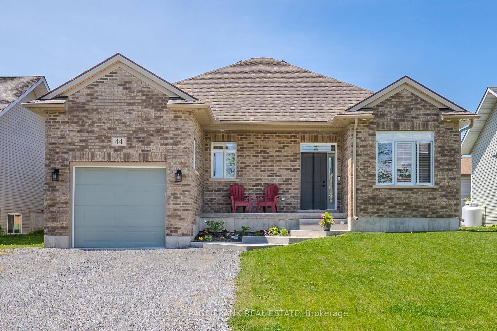 44 Birch CRES, Kawartha Lakes, ON K0M 1A0