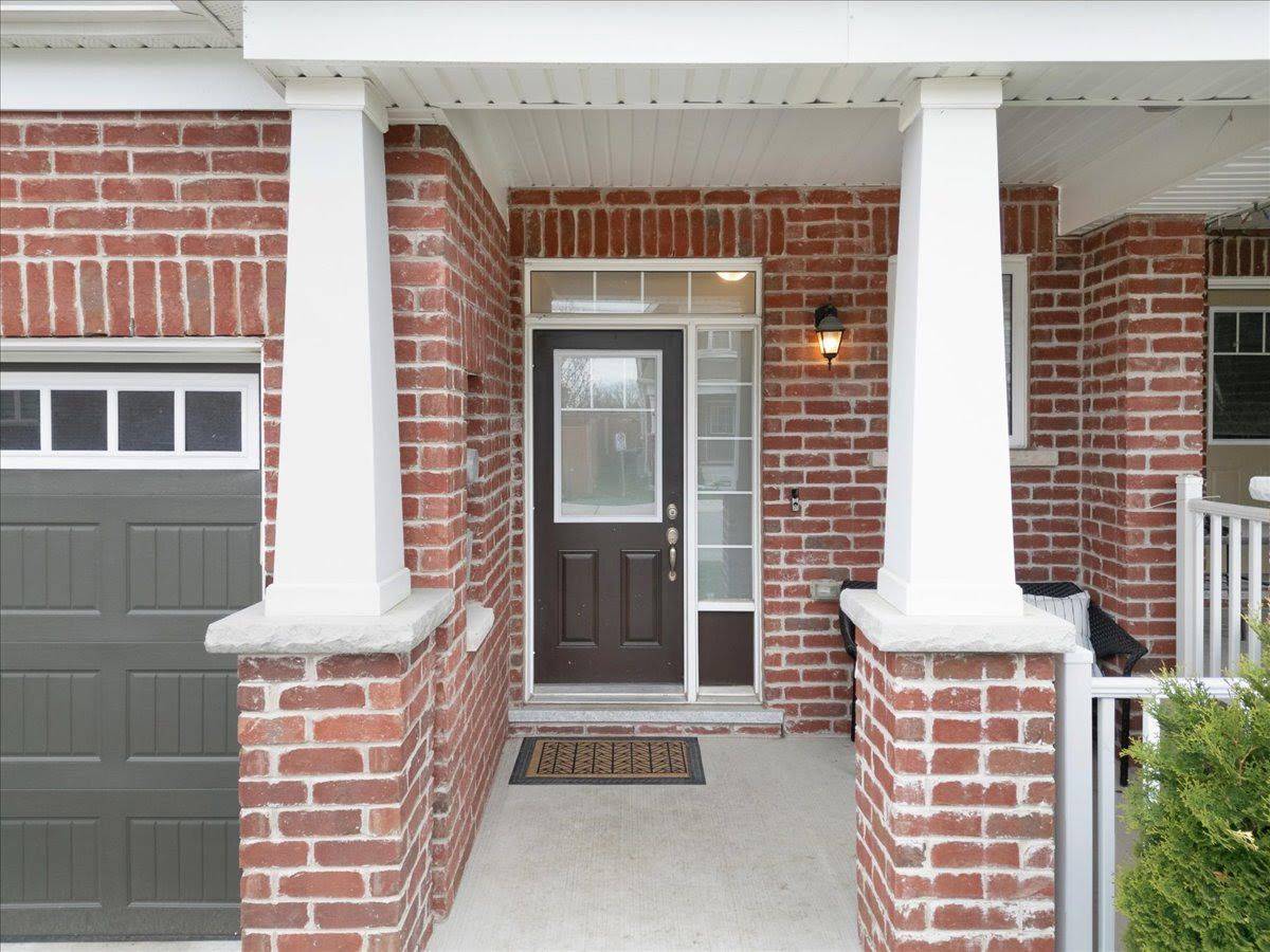 Cambridge, ON N3E 0E1,143 Ridge RD #105