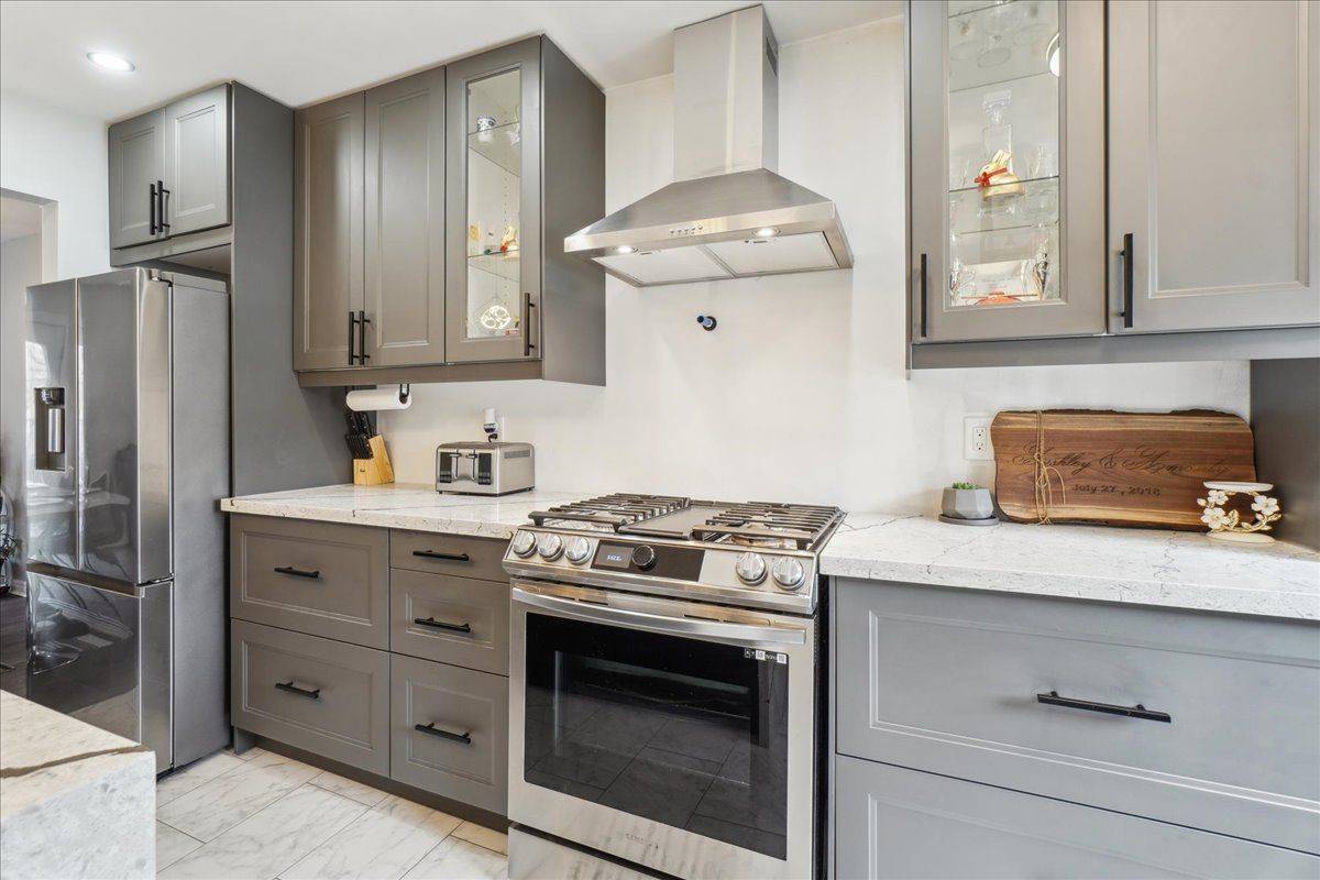 Guelph, ON N1G 3P5,141 Ironwood RD