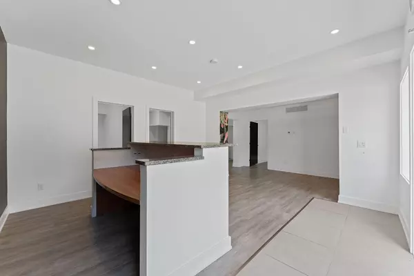 Smiths Falls, ON K7A 2E6,28-34 Market ST