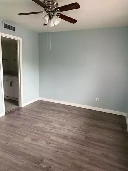 313 Rolston Road #309-101, Irving, TX 75060
