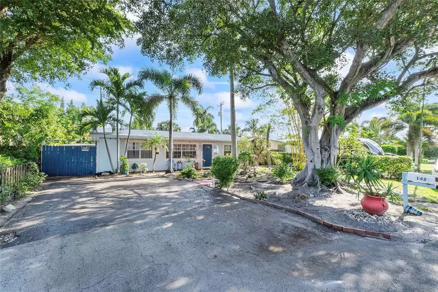 1427 NE 30th St, Pompano Beach, FL 33064