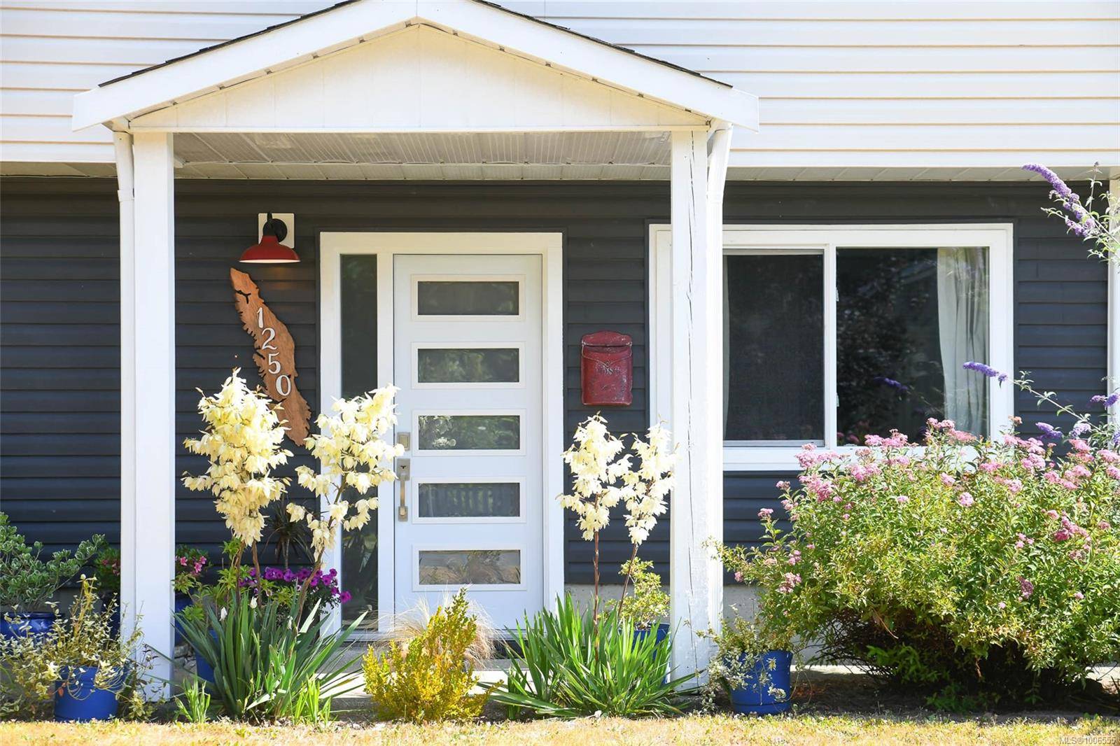 Courtenay, BC V9N 6N9,1250 Hobson Ave