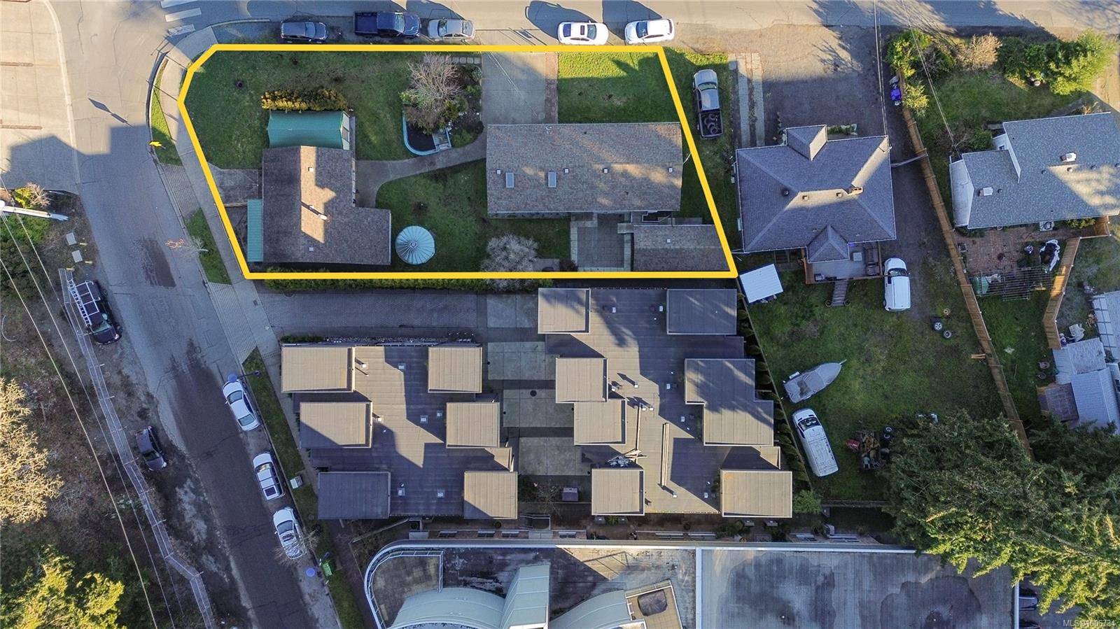 Langford, BC V9B 3P3,2720 Winster Rd