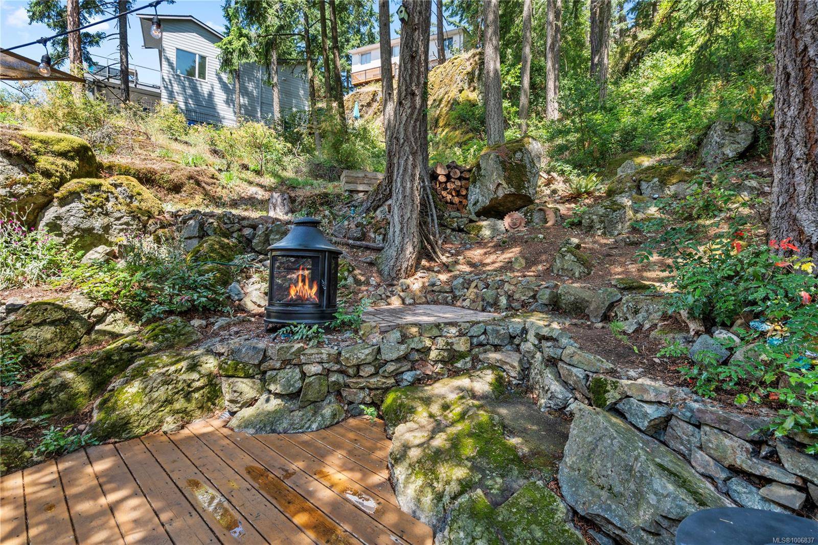 Nanaimo, BC V9T 5M1,271 Woodhaven Dr